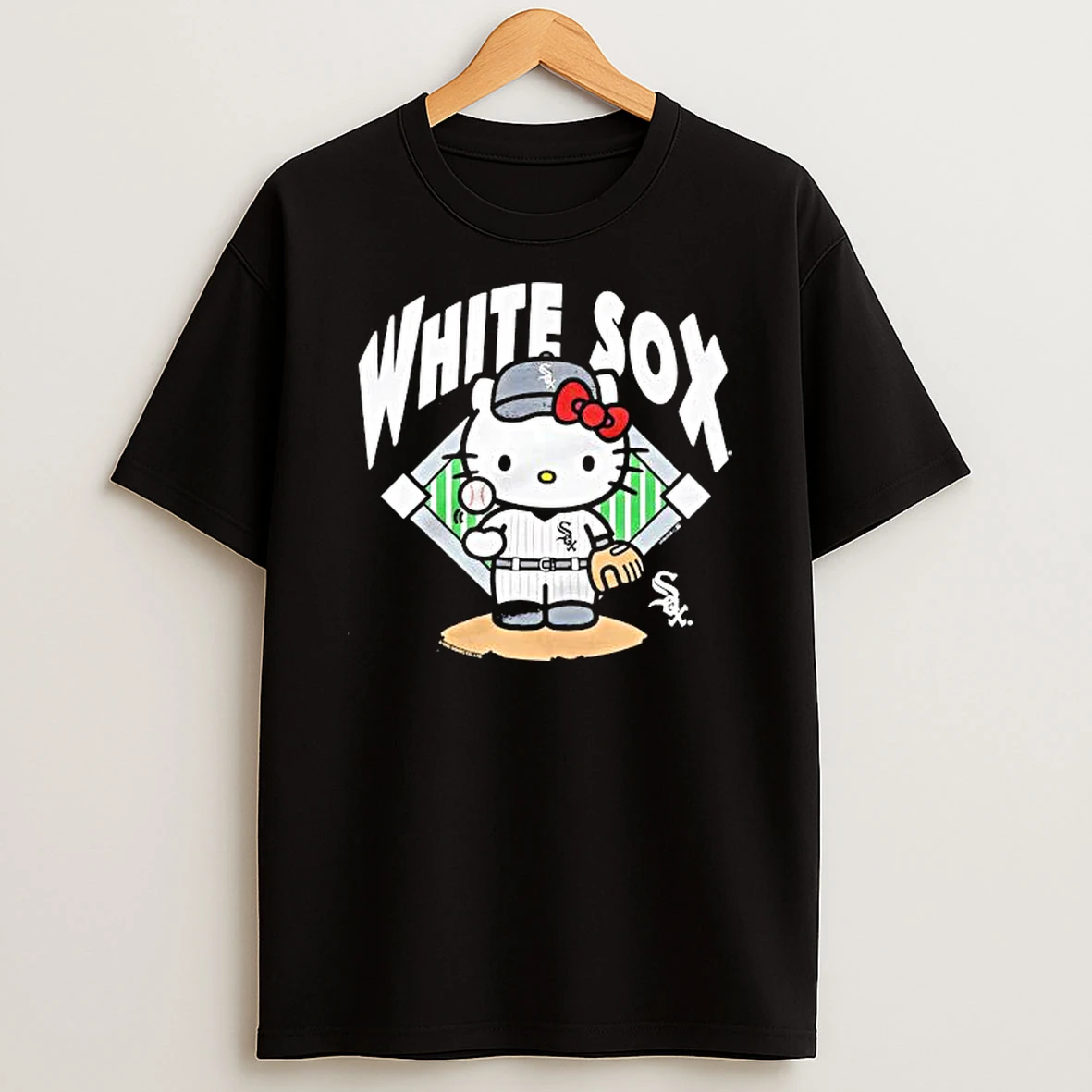 Officials %e2%94%ac%e2%8c%90 2021 Sanrio Co Ltd Hello Kitty Pitching Baseball White Sox Premium T Shirt Sweatshirt Hoodie